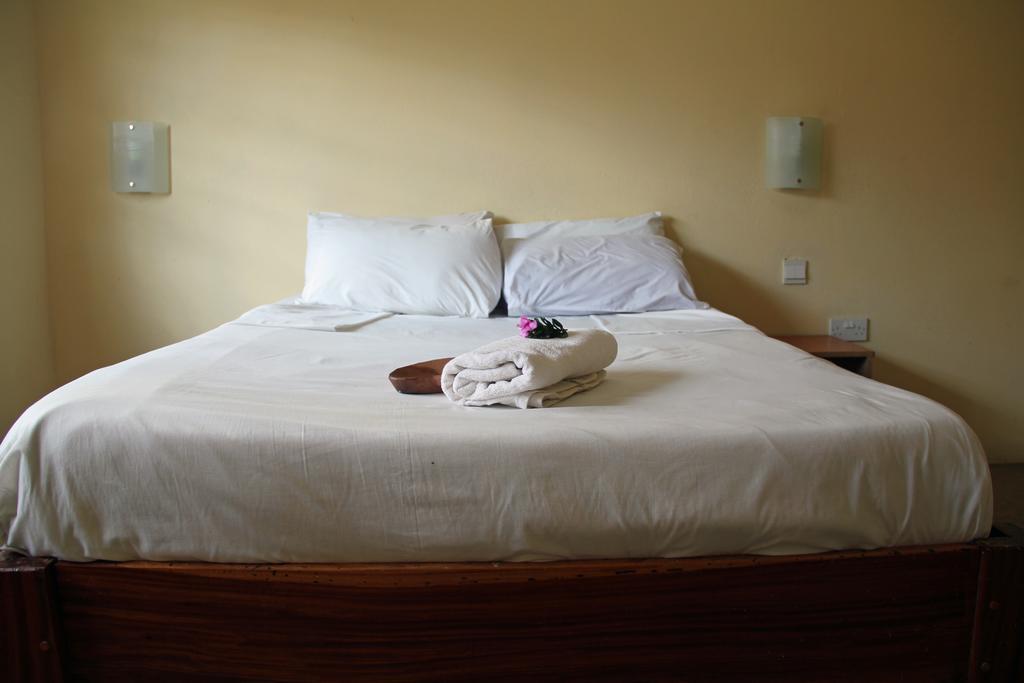 Golden Days Lodge Livingstone Extérieur photo
